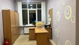 Методический кабинет. Педагогическим работникам по их запросам выдаются во временное пользование учебные и методические материалы, находящиеся в библиотечном фонде в методическом кабинете.